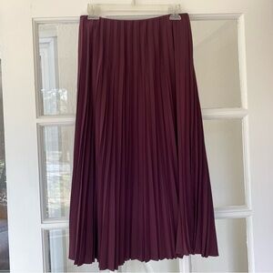 Uniqlo Purple Midi A-Line Pleated Skirt